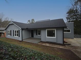 4324 Pickwick Dr, Raleigh, NC 27613