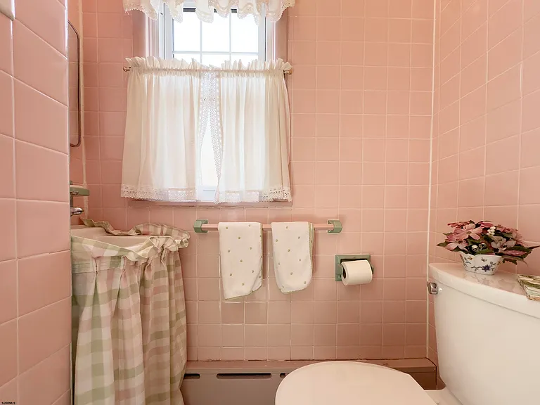 7401 Ventnor Ave — Photo 26