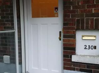 230 Hibbert Ave #1, Oshawa, ON L1J1V3