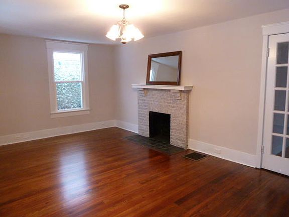 4th image of 409 Oglewood Ave