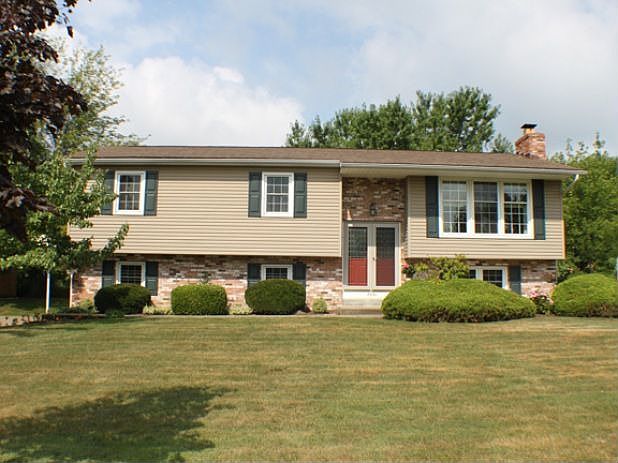 1st image of 8690 Mayfair Dr