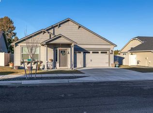 5066 W 28th Ave, Kennewick, WA
