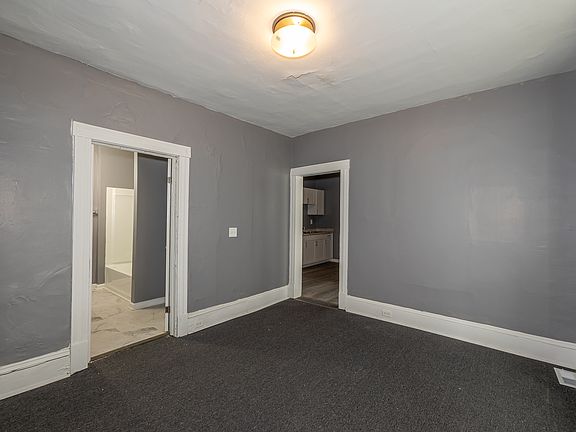 4th image of 2193 W 104th St #852767644