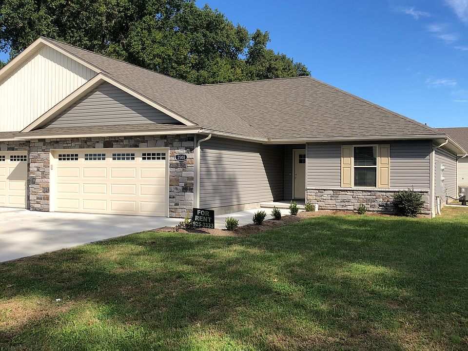 1st image of 2508 Fairway Dr #1