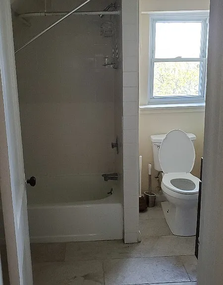 1113 E Genesee St #3 — Photo 8