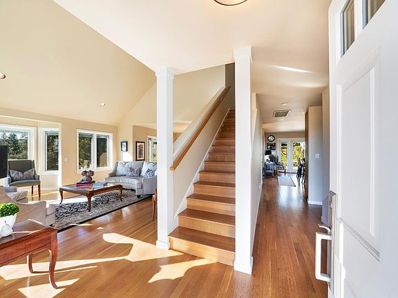 4th image of 640 Bell Canyon Road