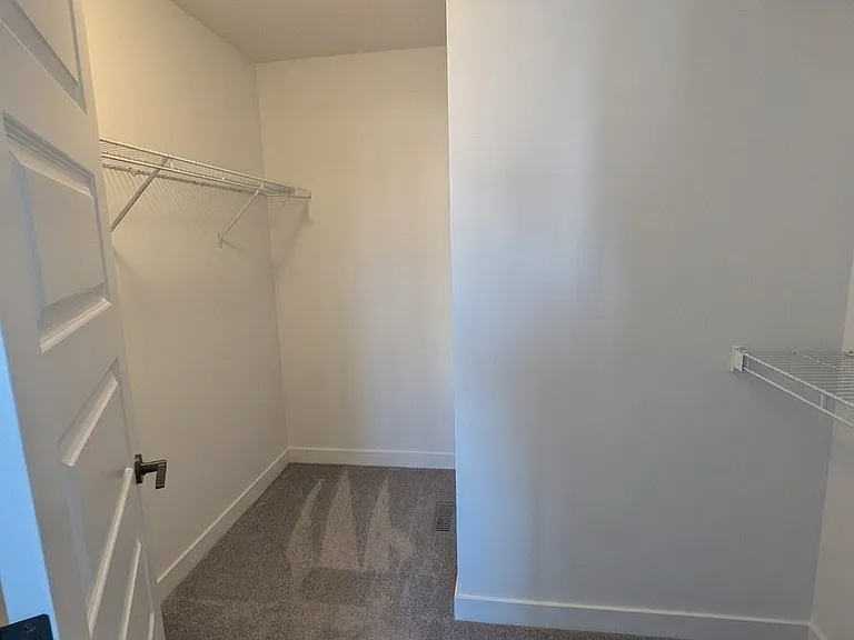 57 Silverton Glen Gate SW #57 — Photo 9