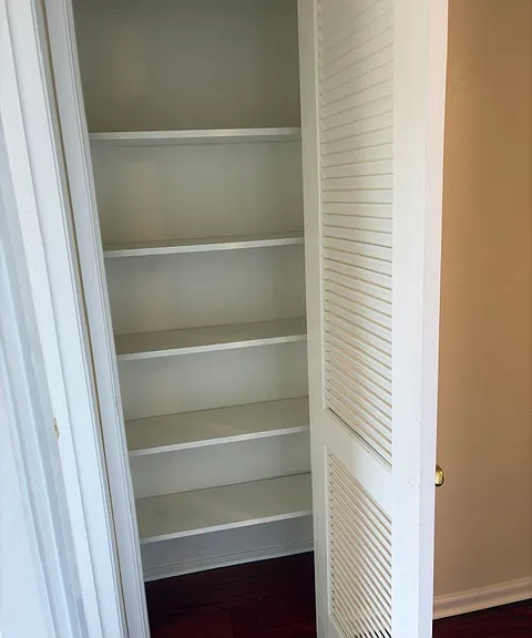 2176 Greendale Dr — Photo 4