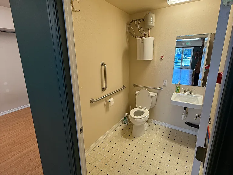 1031 N State St #110 — Photo 6