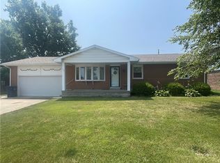 116 Beverly Dr, Paris, IL 61944