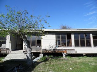 711 N Live Oak St, Mathis, TX 78368