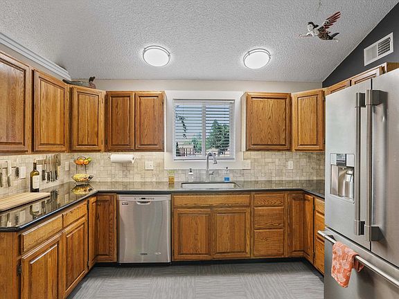 3rd image of 11311 N Lancelot Dr