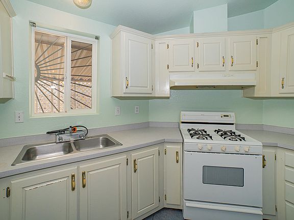 4th image of 14180 E 31st Pl