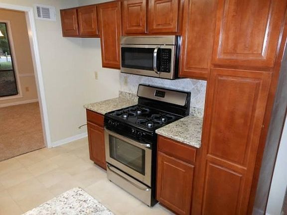 Stainless Steel Stove, Microwave, D/W