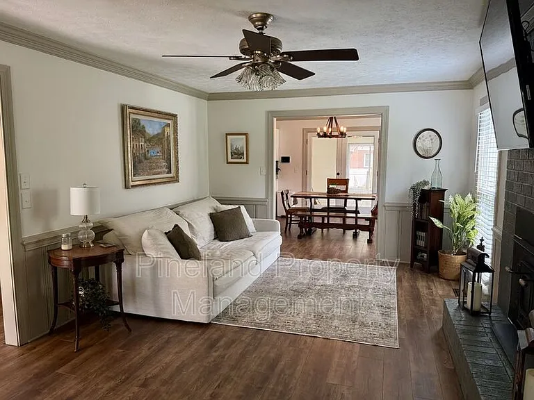 405 Andros Dr — Photo 12
