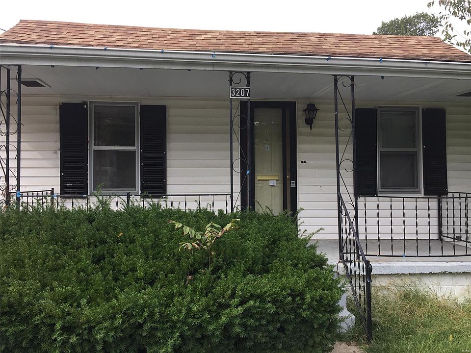 1st image of 3207 Royalton Ave