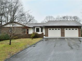 7900 Sunbury Ct, Rural Hall, NC 27045