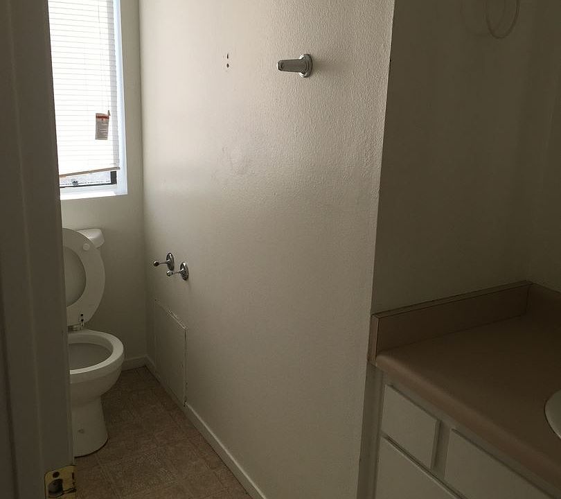 1st image of 67 S Santa Cruz St