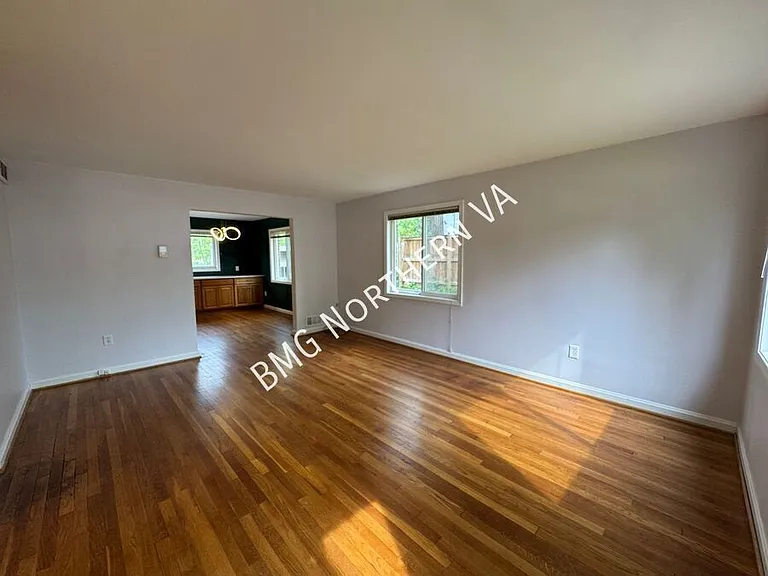 130 Cambridge Rd — Photo 13