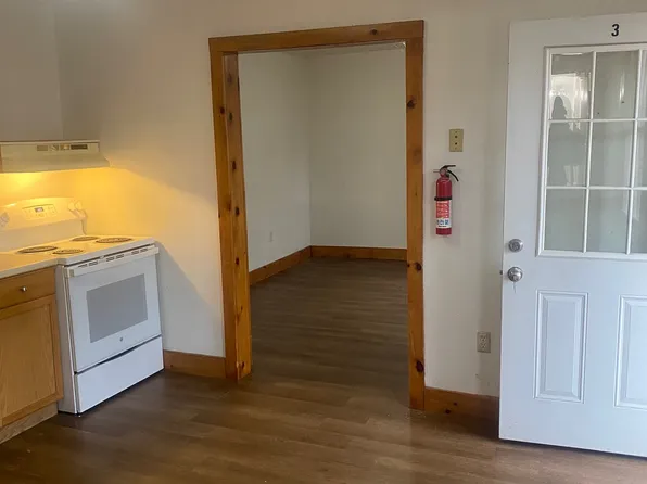 1 Church St #3, Philmont, NY 12565