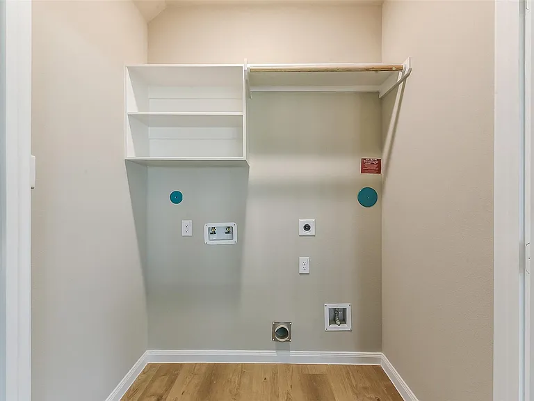 3842 Sugardale St — Photo 17
