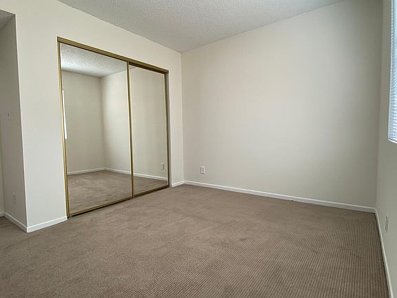 4th image of 117 N 1st St APT 9