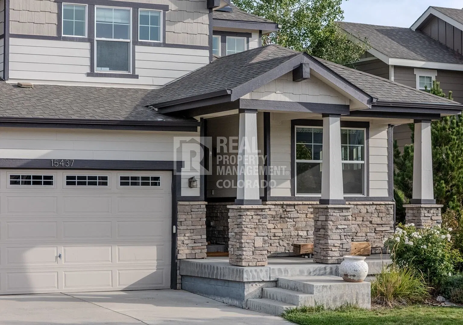 Spacious and Gorgeous 5-Bedroom Home in Golden, Colorado! — Photo 4