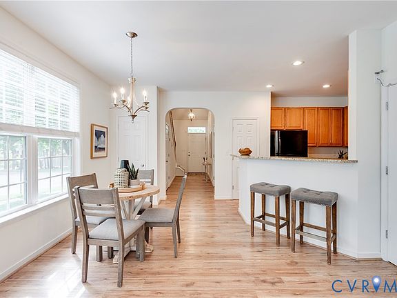 5th image of 1565 Providence Knoll Dr