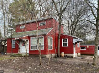 601 Stewart Rd, Willernie, MN 55090
