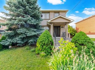 352 Maple Leaf Dr, Toronto, ON M6L1P6