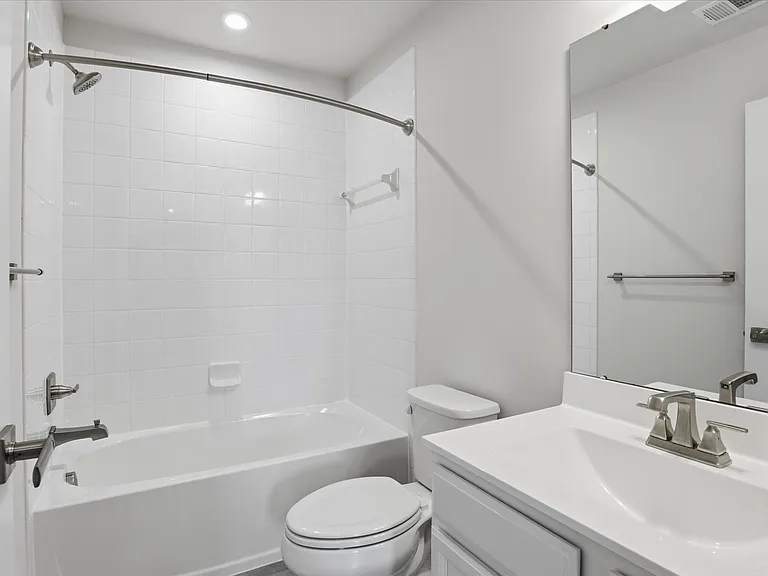 4702 Towne Park Rd — Photo 33