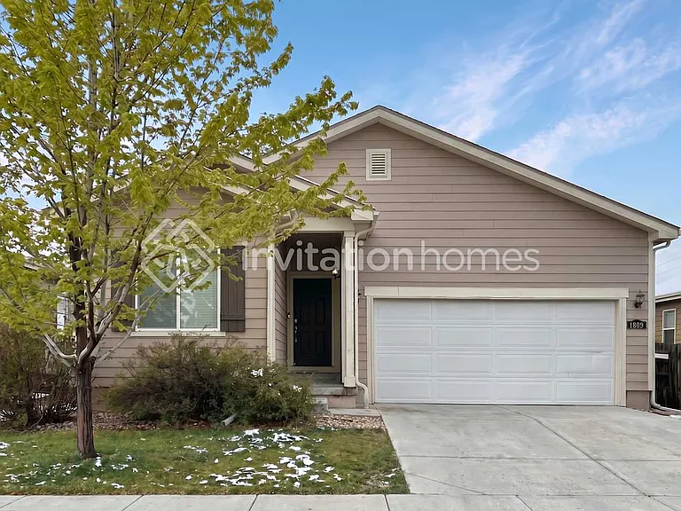 1809 Wildwood St — Photo 1