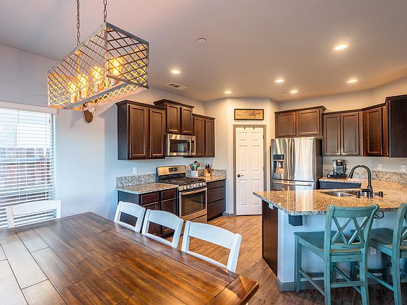 3rd image of 3553 Cazadero Way