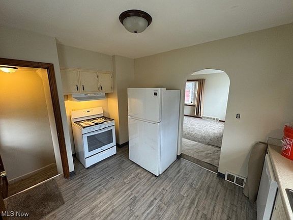 4th image of 20330 Lindbergh Ave