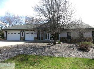 12740 Chippewa Dr, Grand Ledge, MI 48837