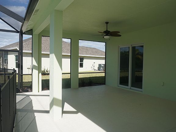 3rd image of 370 SW Vista Lake Dr