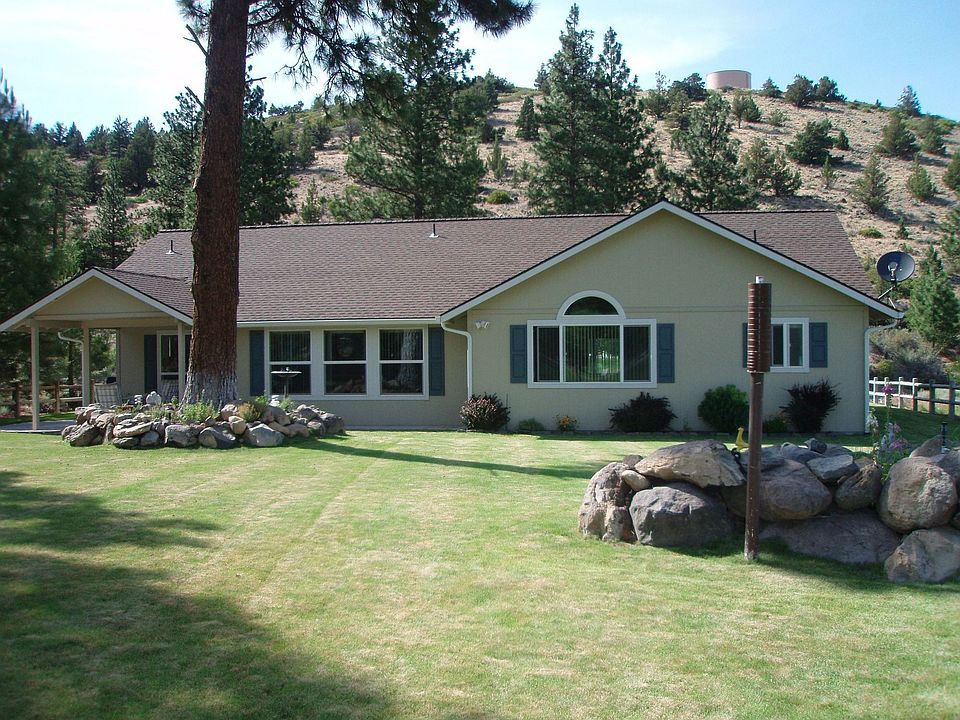 View from backyard facing golf course