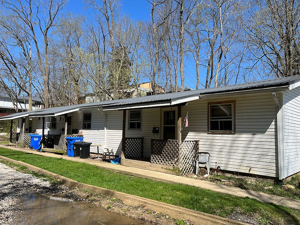 1st image of 238-242 W Elm St #238