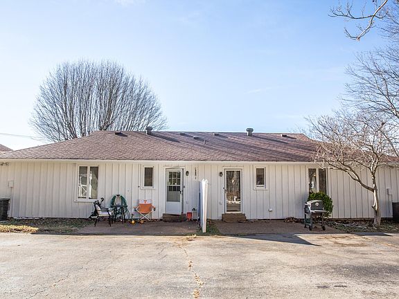 3rd image of 234 Cross Timbers Dr