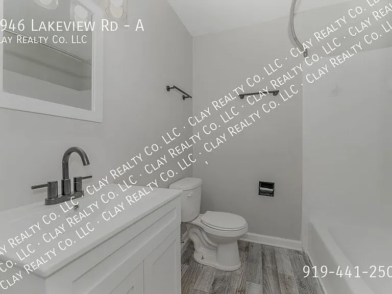 1946 Lakeview Rd #A — Photo 10
