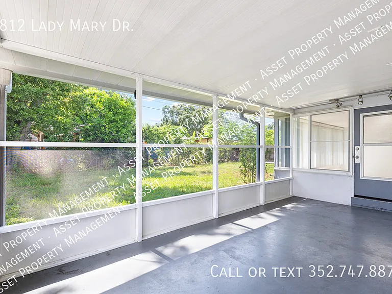 1812 Lady Mary Dr — Photo 22