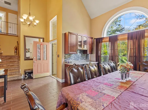 43 Pemberton Dr, Old Bridge, NJ 08857