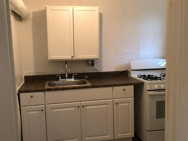 4762 2nd Ave #B1 — Photo 12