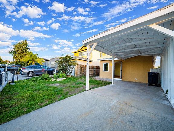 3rd image of 13618 Verdura Ave