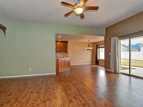3rd image of 19208 E 11th Ave