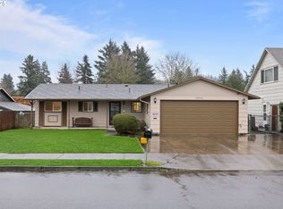 15916 SE Brooklyn St, Portland, OR 97236