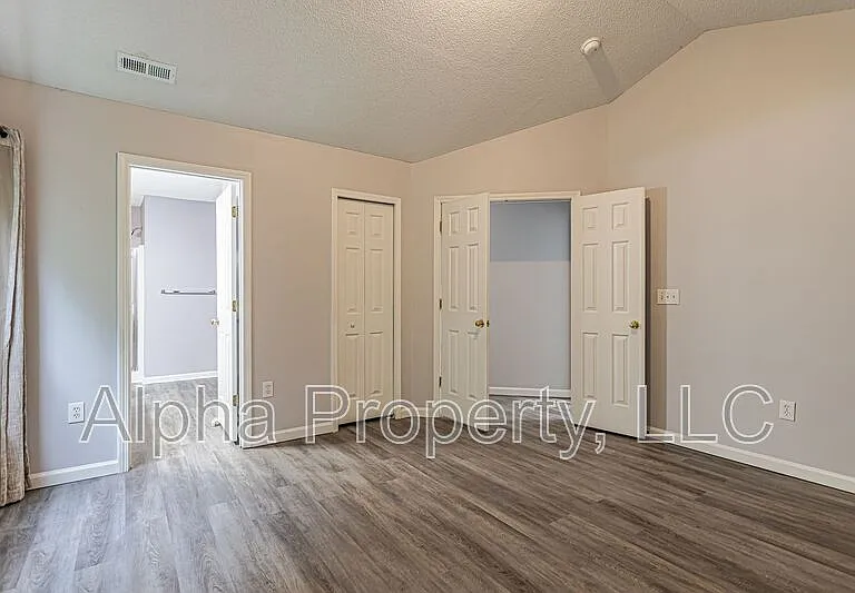 736 Bent Hollow Ct — Photo 19