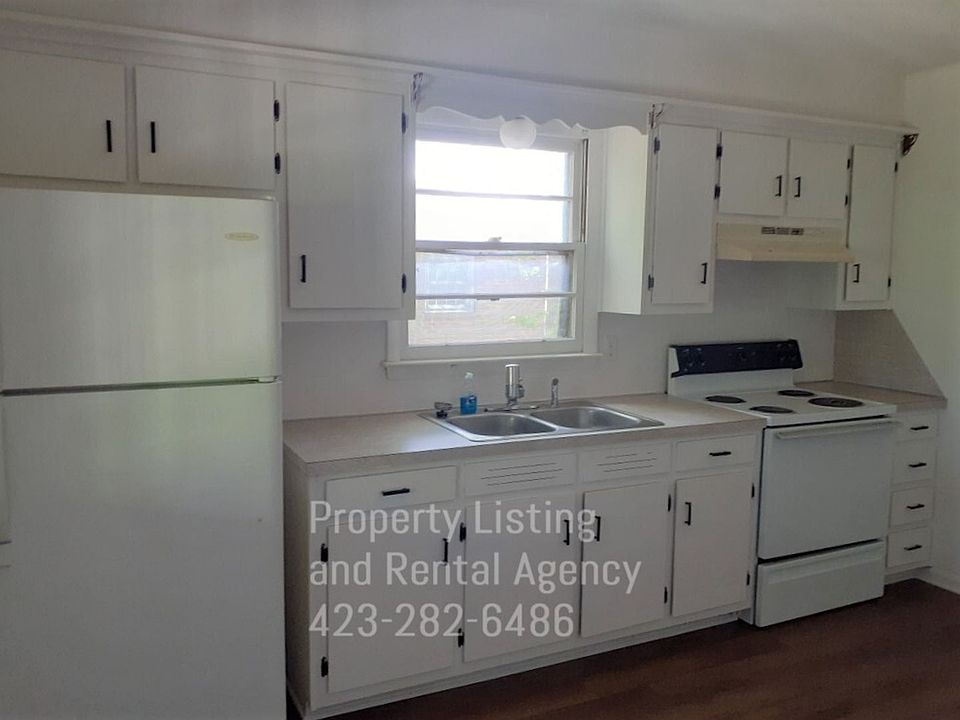 1st image of 150 Joe Hale Dr APT 2