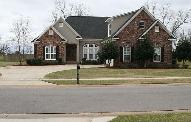 1st image of 9708 Bella Dr