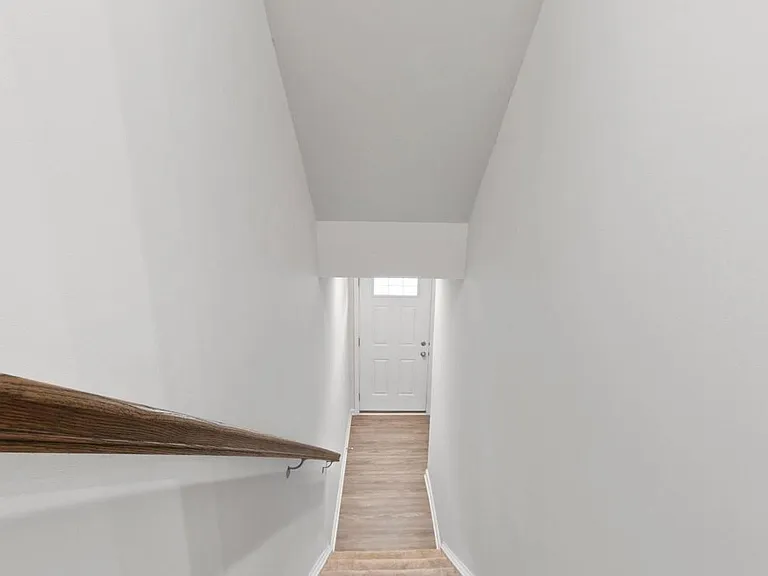 9828 Cedarmass Cir — Photo 2